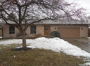 8132 Meadowlark Dr, Carlisle, OH