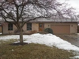 8132 Meadowlark Dr photo 1