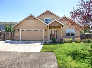 641 Spring Valley Dr, Medford, OR 97501