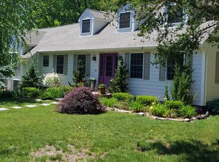 43-47 Oak Ridge Rd, Branford, CT 06405