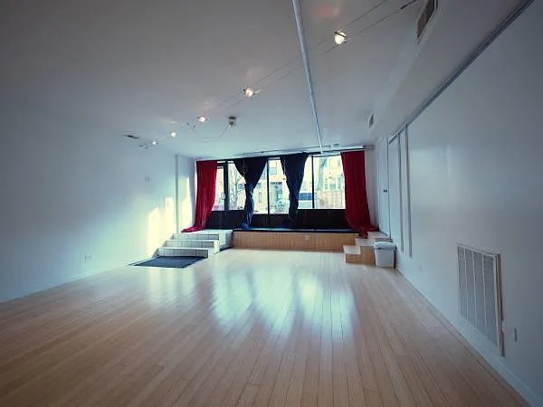 3536 W Belmont Ave #GROUND SOUTH — Photo 1