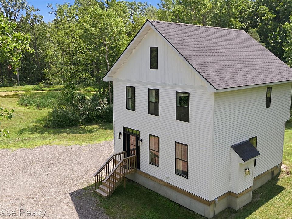 1st image of 9725 Copper Ridge Dr