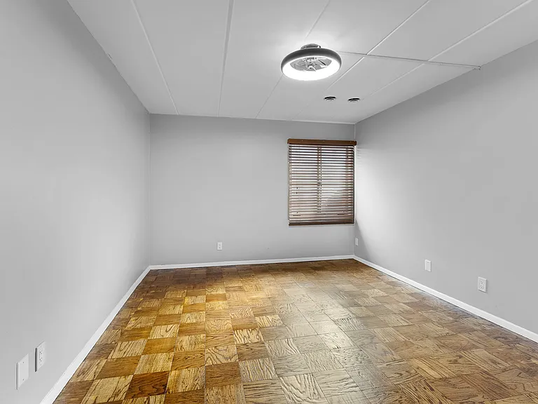 2618 Redcoat Dr #1B — Photo 10