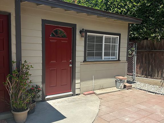 2nd image of 147 El Nido Ave #B
