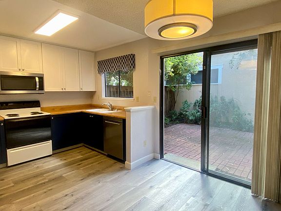 5th image of 3525 Ivalynn Cir