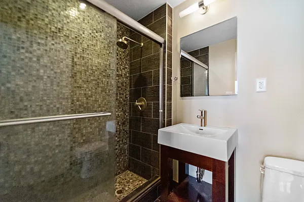 Rented by Corcoran | media 28