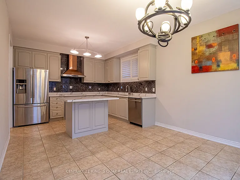 6 Messina Ave — Photo 17