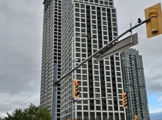 36 Elm Dr W #3607, Mississauga, ON L5B 0N3