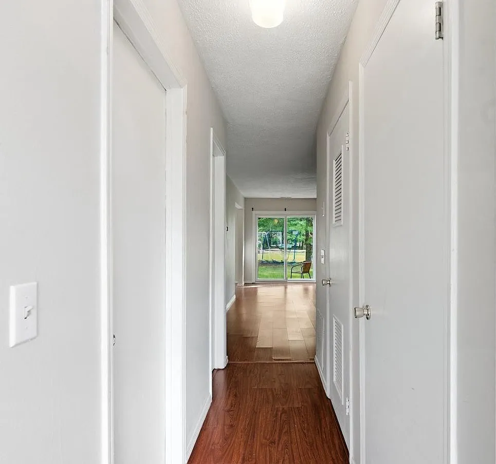 3 bed, 2.5 bath, 1540 sqft, $2,750 — Photo 4
