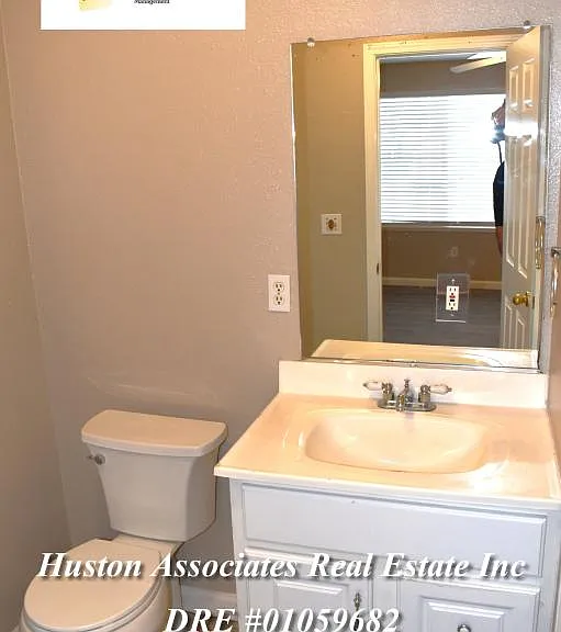 3936 Dennis Ave — Photo 14