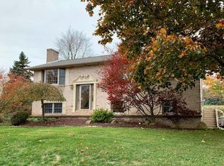 2383 Melwood Rd, Leechburg, PA 15656