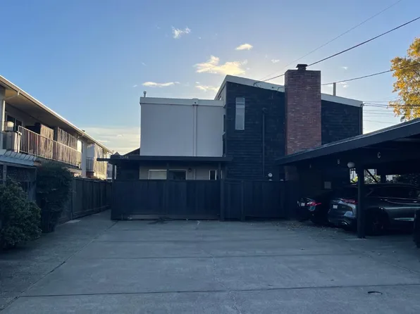 3248 Briggs Ave, Alameda, CA 94501