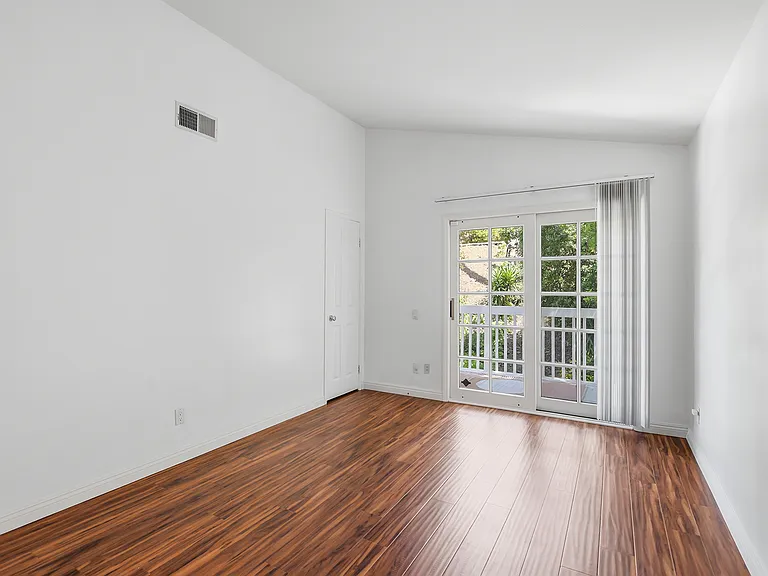 17092 Escalon Dr — Photo 20