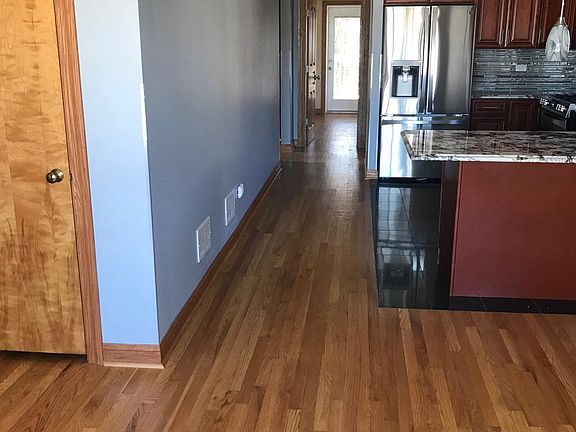 5th image of 5613 W Wilson Ave #2
