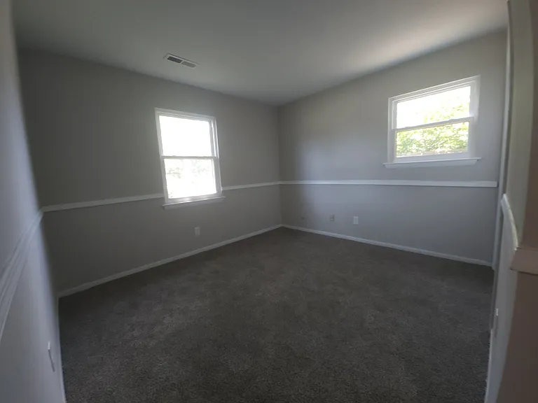846 Drawbridge Dr — Photo 18
