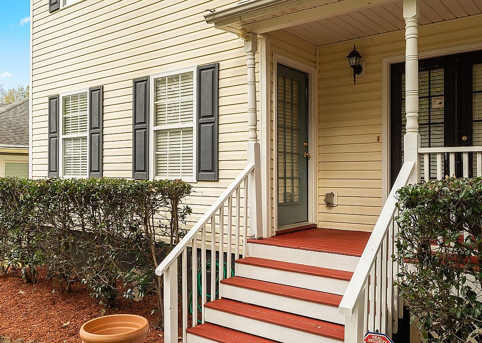 2nd image of 1239 Niles Ave NW