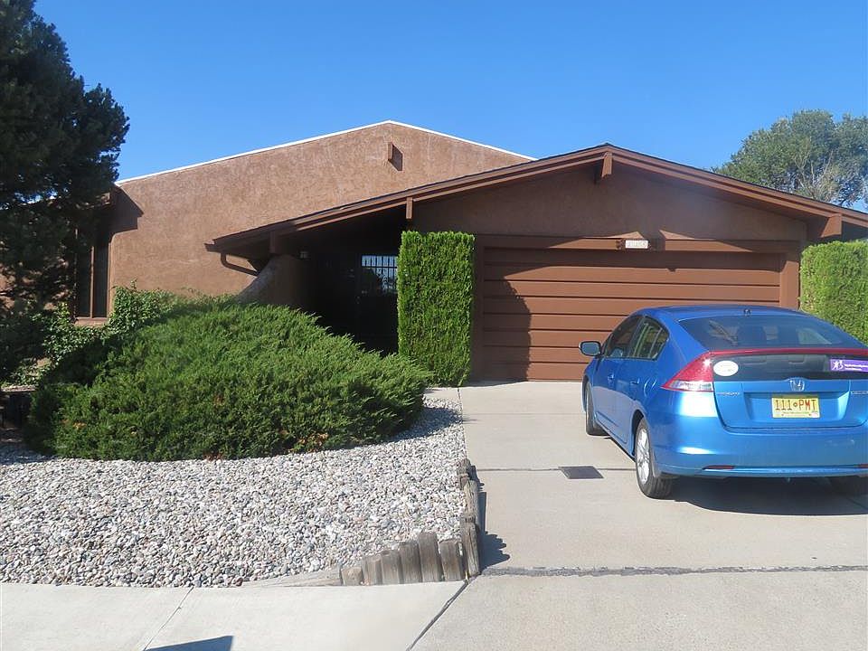 2nd image of 228 Canada Way