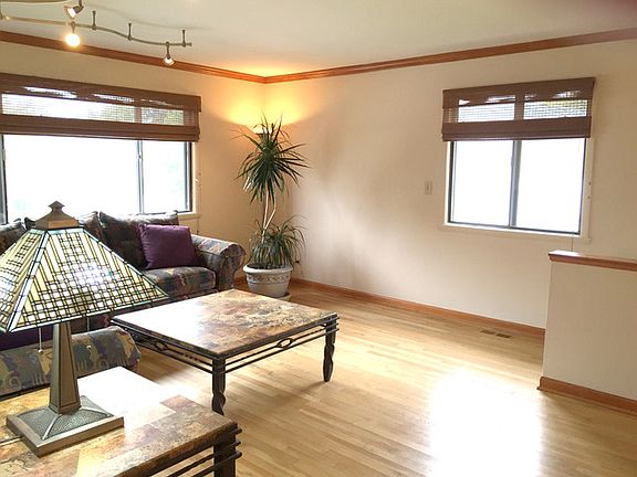 5th image of 171 Quincy Ct APT A