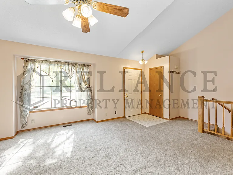 8502 W Westlawn Cir — Photo 15