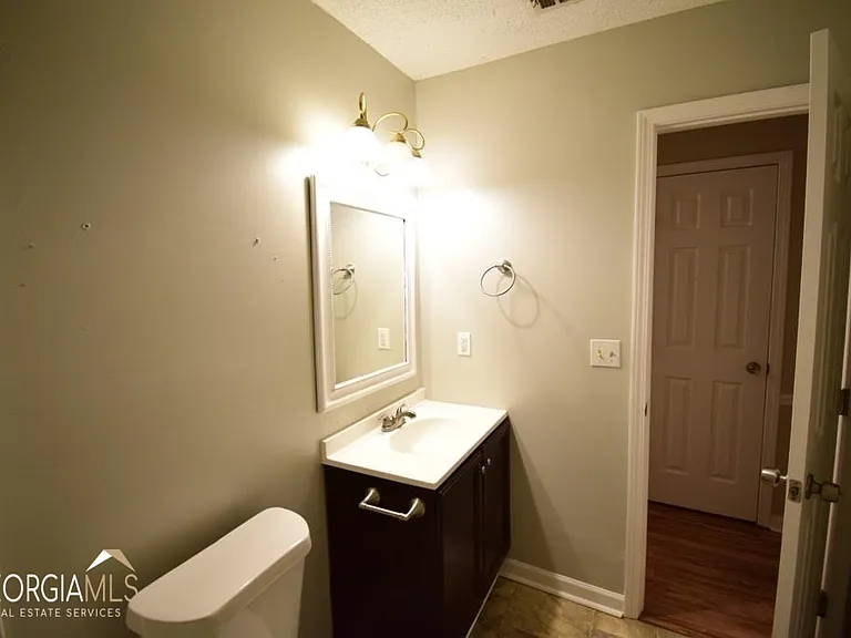 70 Covey Trl — Photo 14