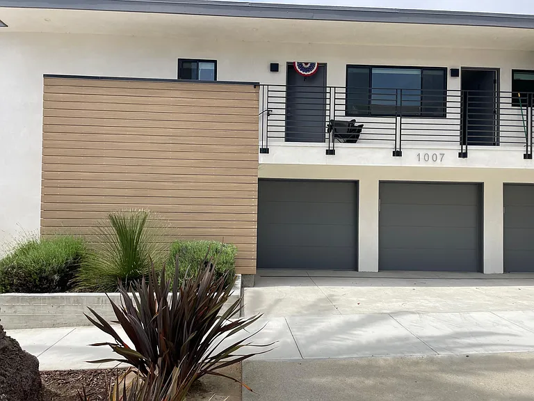1007 S Juanita Ave #F — Photo 14