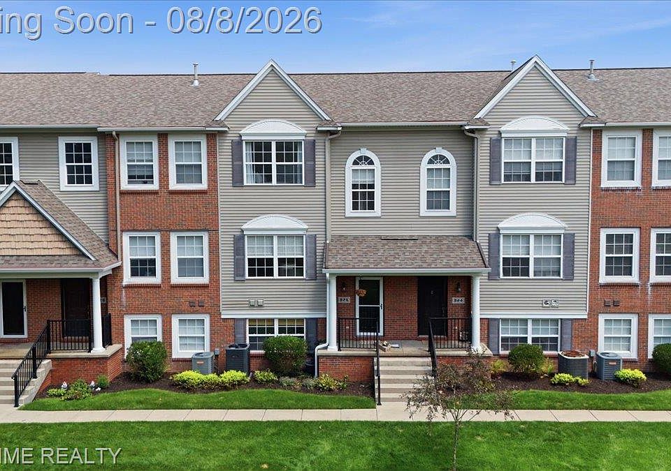 1st image of 826 Eagle Dr