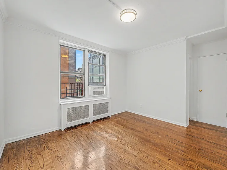 1420 York Ave #3G — Photo 8