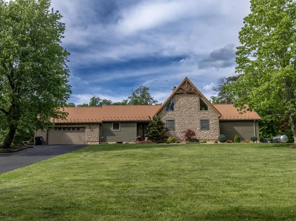 2529 Valley Chapel Rd, Jackson, OH 45640