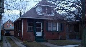 2nd image of 72 Columbus Ave