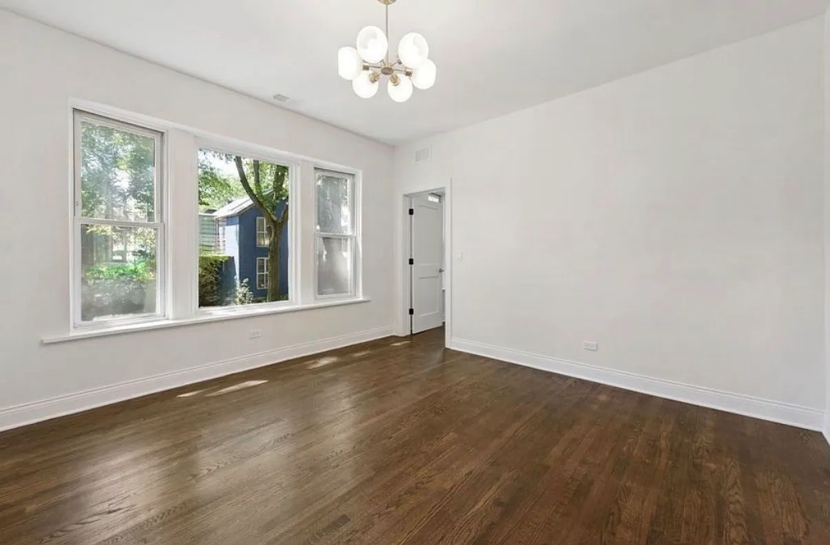 3 bed, $3,295 — Photo 4