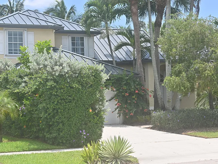 12828 Meadowbreeze Dr — Photo 42