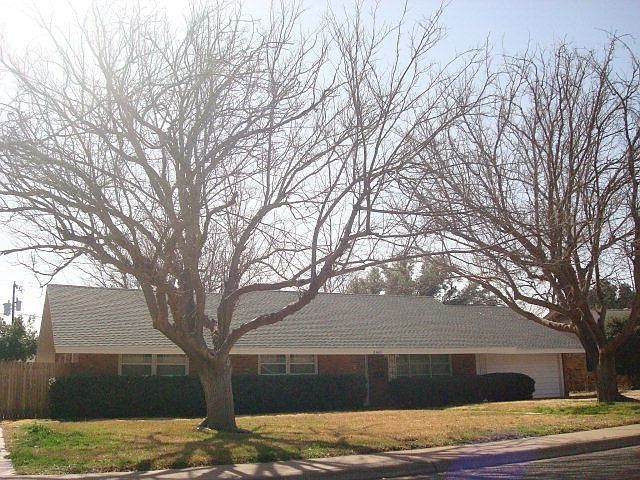 2nd image of 2409 Shell Ave