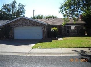 1611 Sierra Gardens Dr, Roseville, CA