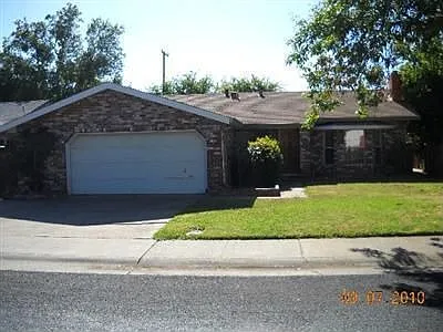 1611 Sierra Gardens Dr photo 1