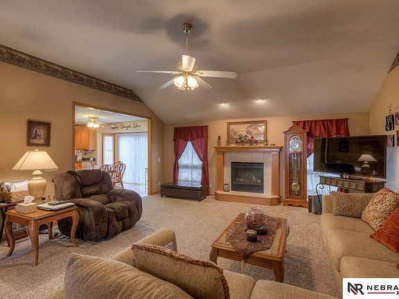 4th image of 651 Coyote Cir