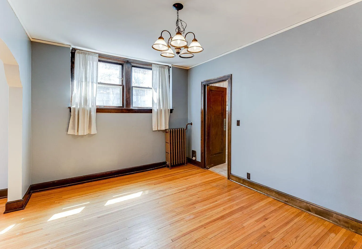 2 bed, 1.0 bath, 845 sqft, $1,795 — Photo 4