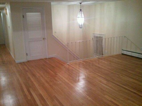 3rd image of 69 Brookside Dr