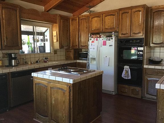 4th image of 3528 Park Dr