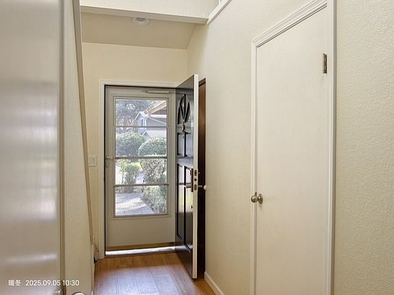 4th image of 4013 159th Ave NE