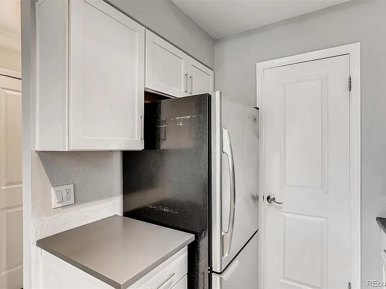 1254 S Idalia St — Photo 3