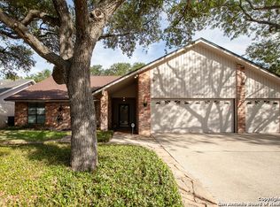 2830 Barrel Oak St, San Antonio, TX 78231