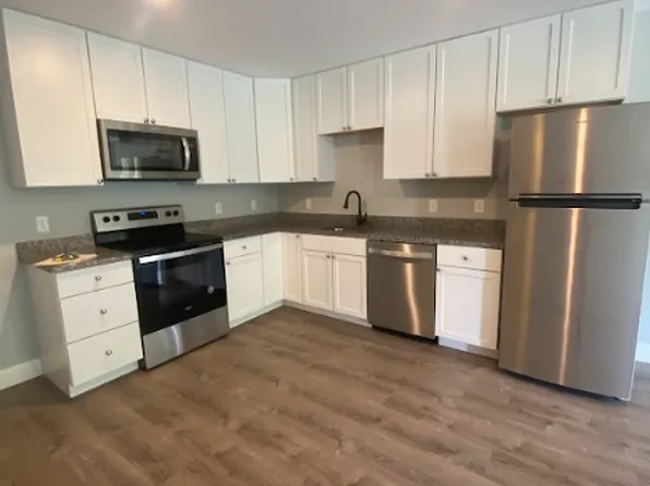 36 Patriots Ln #3602, Sanford, ME 04073