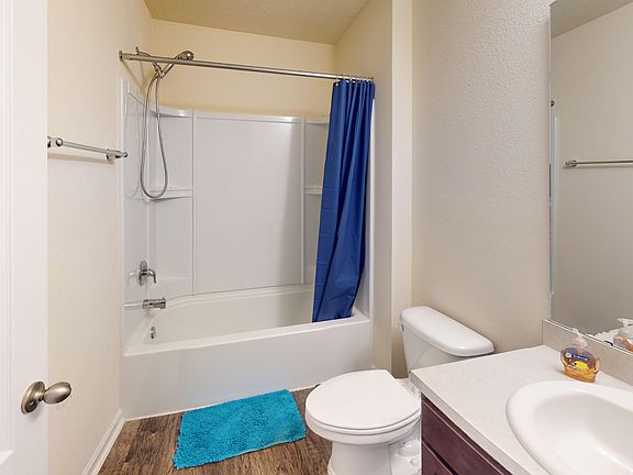 5th image of 2489 Oak Stream Dr