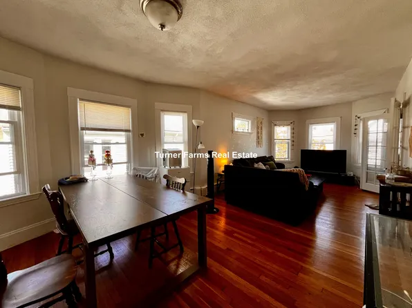 42 Sunset Rd, Somerville, MA