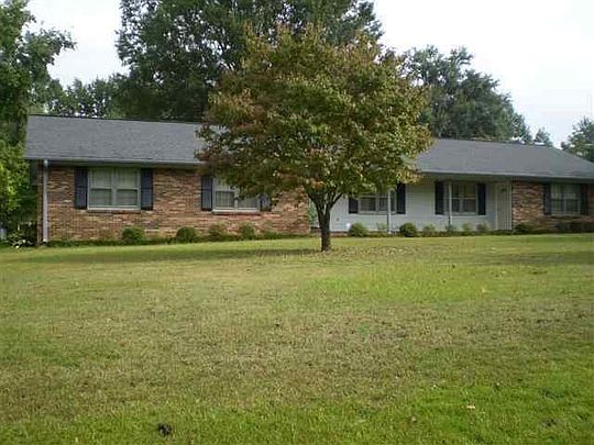 2nd image of 215 Briarcreek Dr