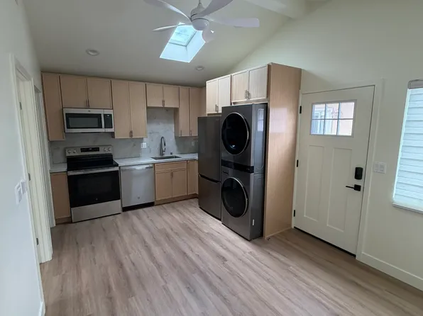 8472 San Carlos Way #B, Buena Park, CA 90620