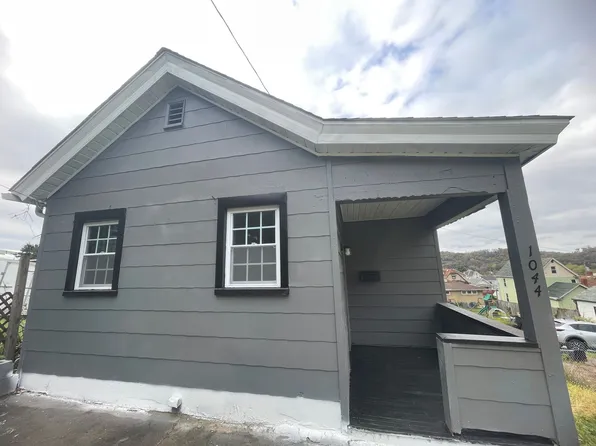 1044 Delaware Ave, Glassport, PA 15045
