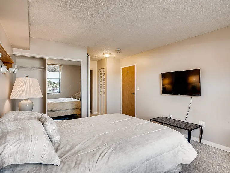 1301 Speer Blvd #7 — Photo 4