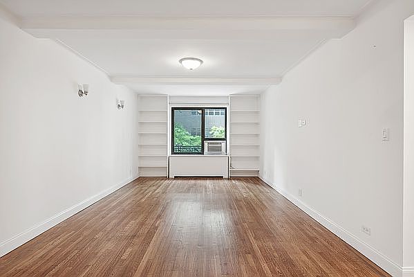 1st image of 227 E 57th St APT 3B