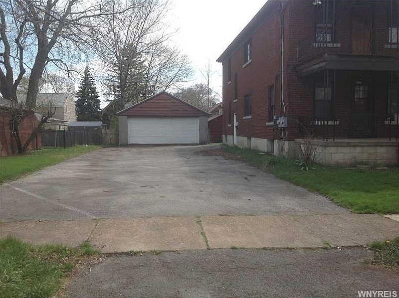 2nd image of 2667 Ontario Ave